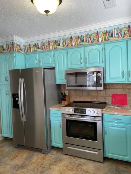 Beach Breeze 3, Pet Friendly, Walking Distance To Atlantic Ocean Free Parking Myrtle Beach Exterior photo