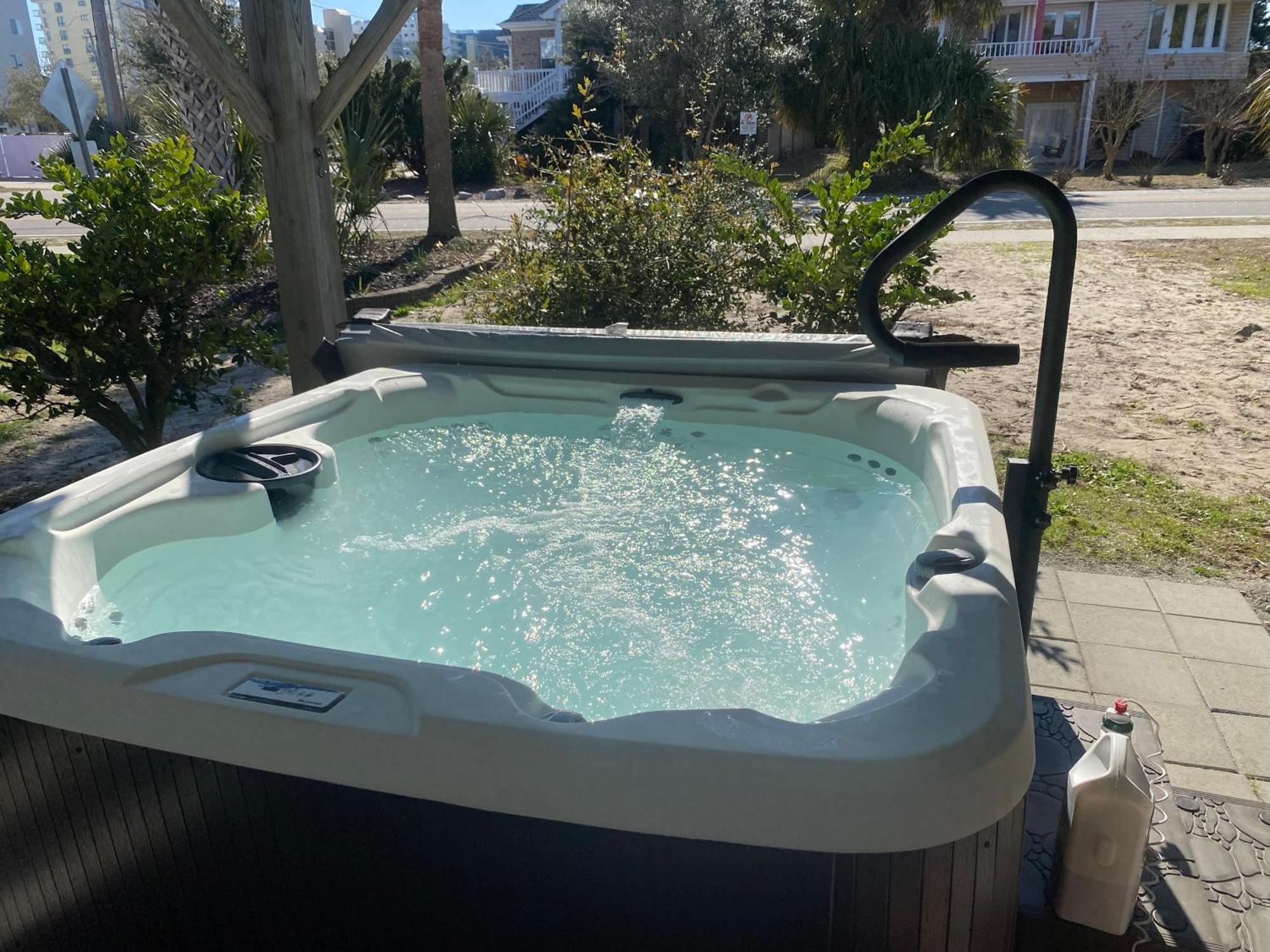 Beach Breeze 3, Pet Friendly, Walking Distance To Atlantic Ocean Free Parking Myrtle Beach Exterior photo